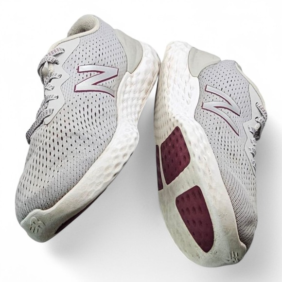 New Balance Fresh Foam 1365 Running Shoes Gray‎ & Silver Sneakers Women's 8.5 EE - Picture 9 of 11